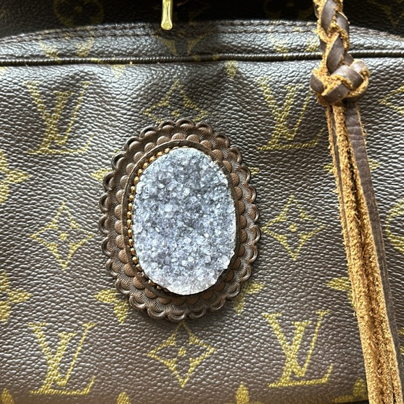LOUIS VUITTON Custom Montsouris GM + Custom Stone - Picture 5 of 5